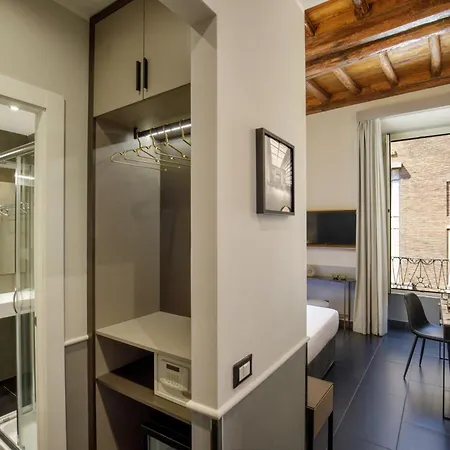 Stay Inn Rome Via Del Corso Exterior photo